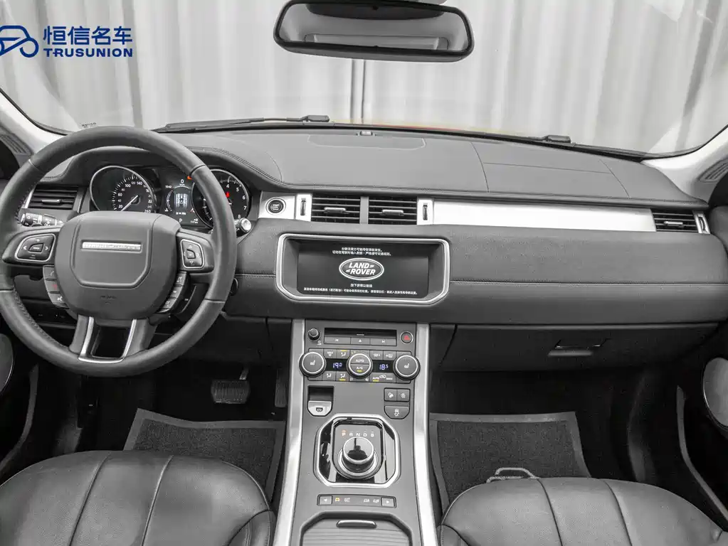 Land Rover Evoque 2018 — фото 12