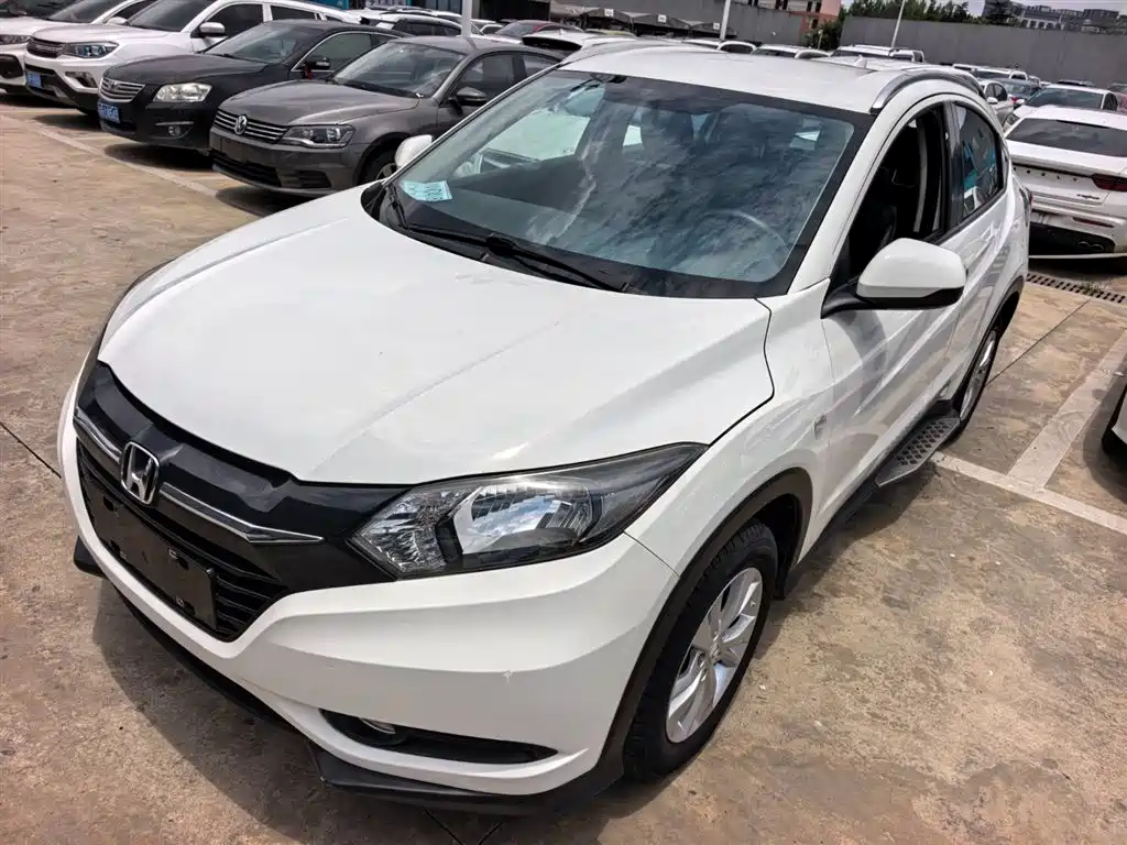 Honda Vezel 2016