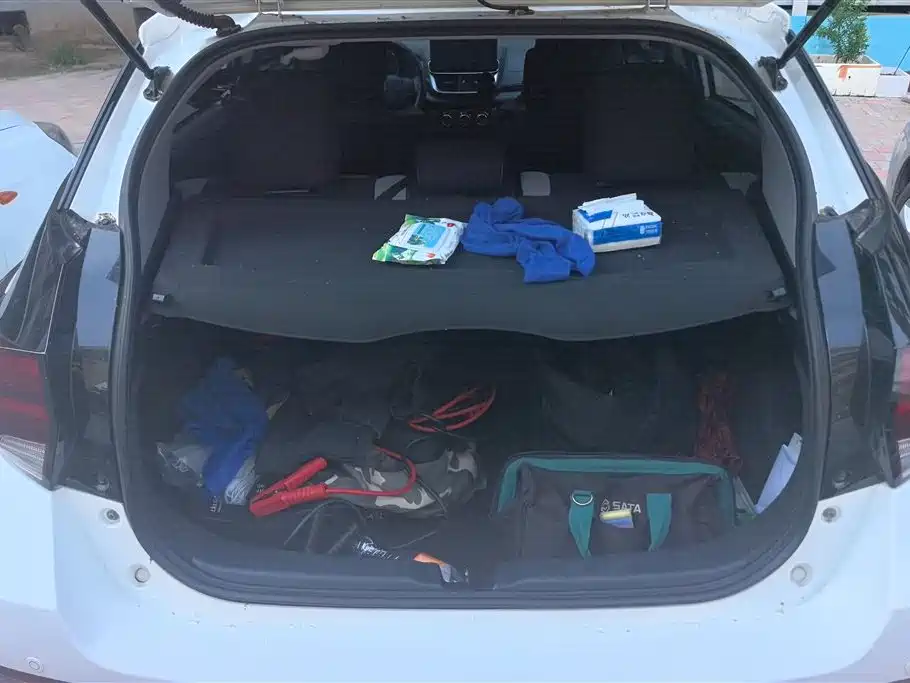 Toyota Yaris L 2021 — фото 4