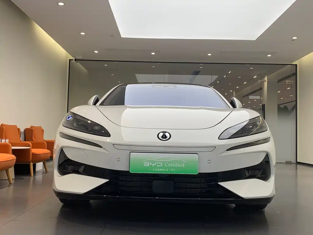 Denza Z9GT 2025