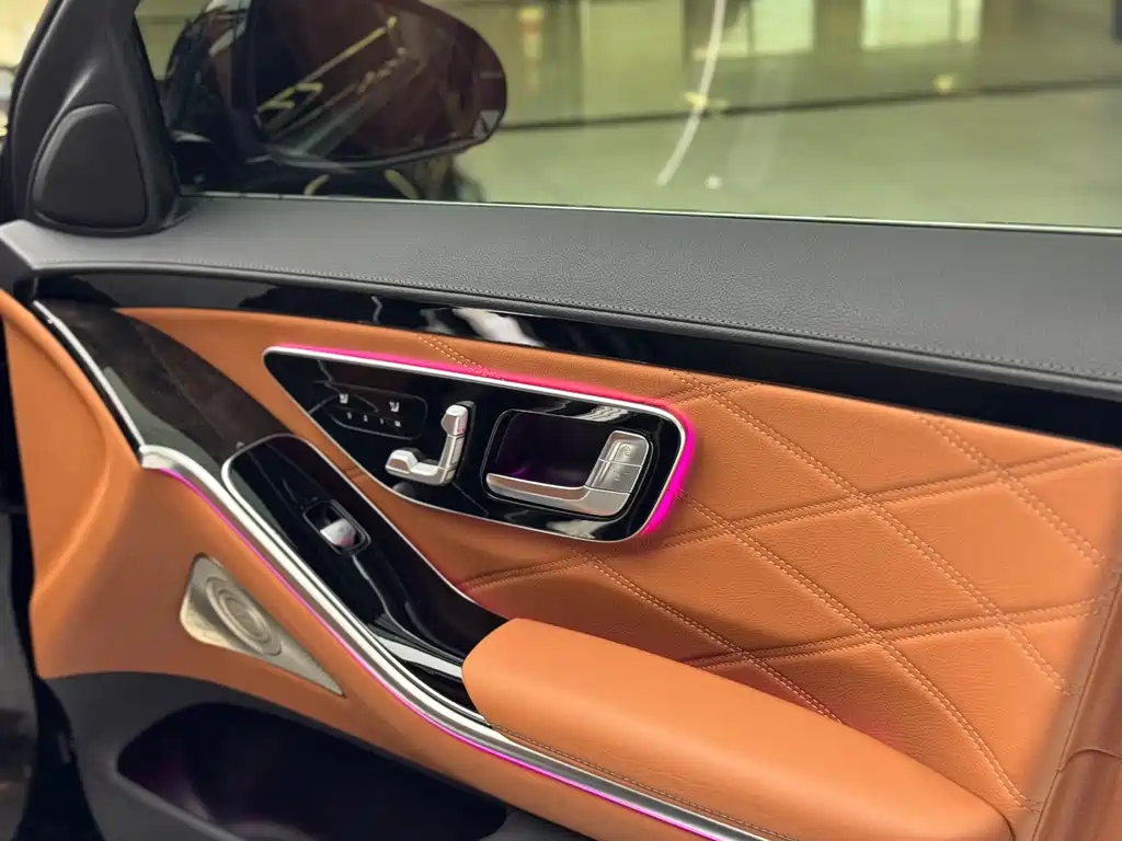 Mercedes-Benz Maybach S-Class 2022 — фото 11