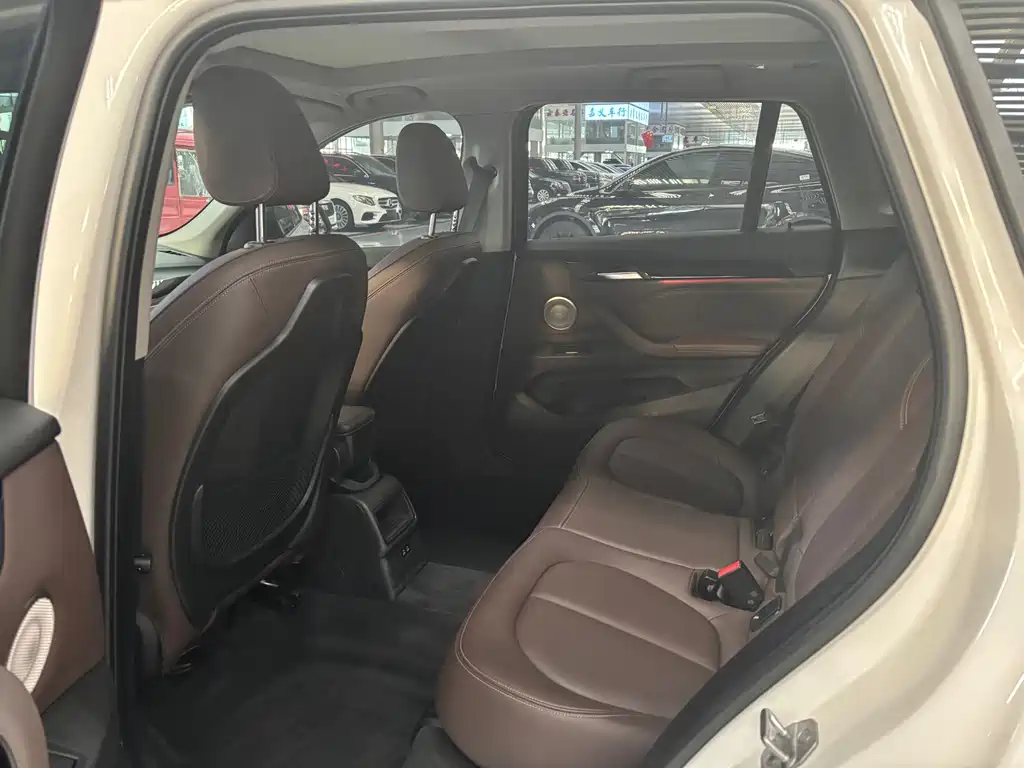 BMW X1 2023