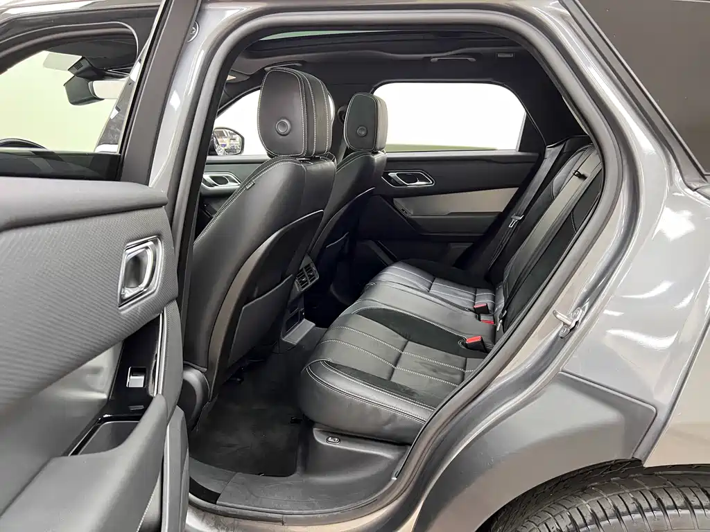 Land Rover Range Rover Velar 2018 — фото 15