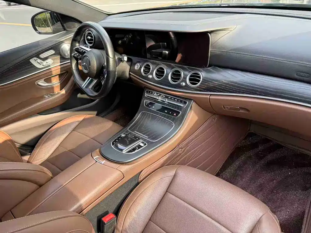 Mercedes-Benz E-Class 2021