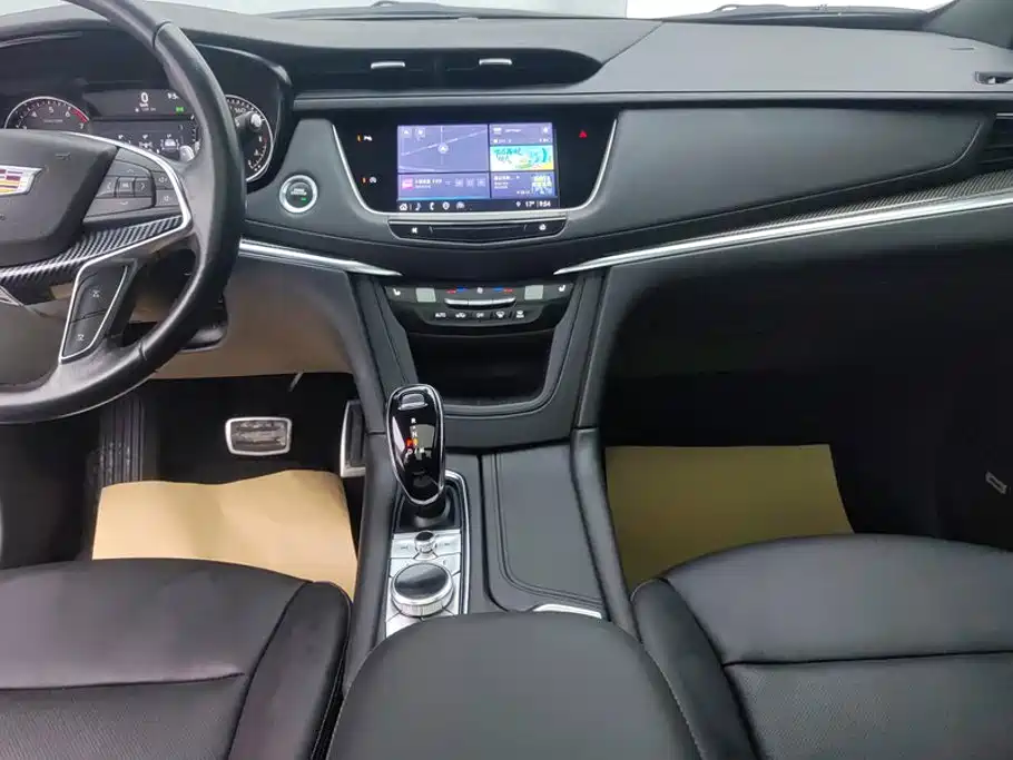 Cadillac XT5 2022 — фото 13