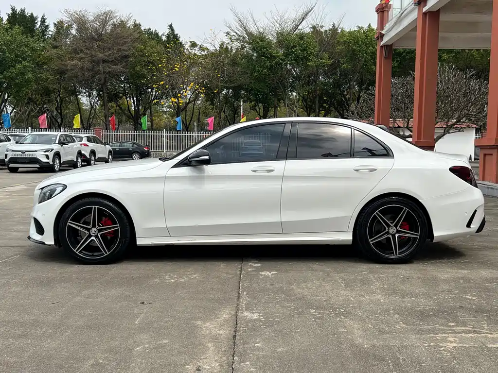Mercedes-Benz C-Class 2018 — фото 6