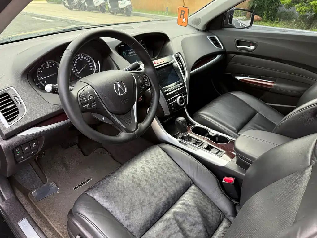 Acura TLX 2015 — фото 11