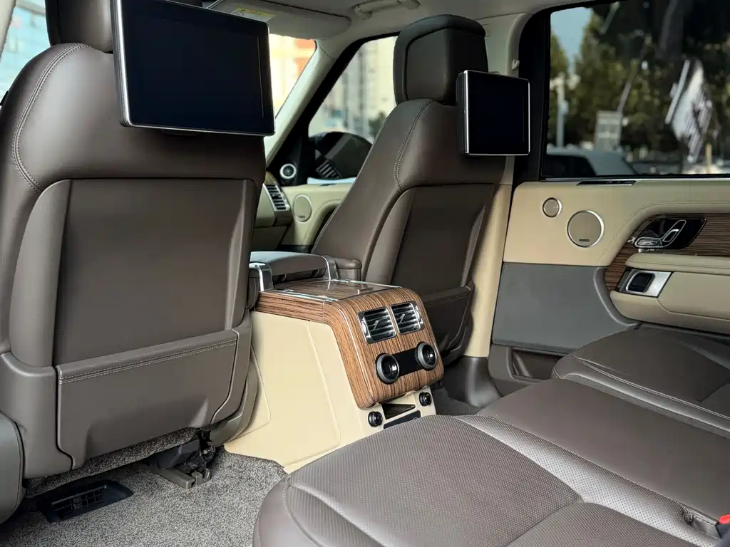 Land Rover Range Rover 2019 — фото 12