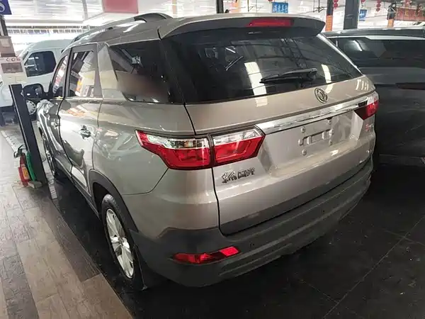 Dongfeng Scenery S560 2019