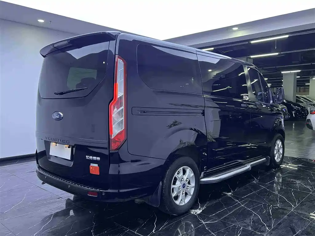 Ford Tourneo 2020 — фото 20