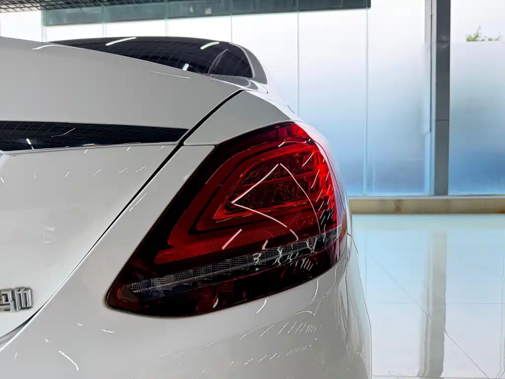 Mercedes-Benz C-Class 2021 — фото 12