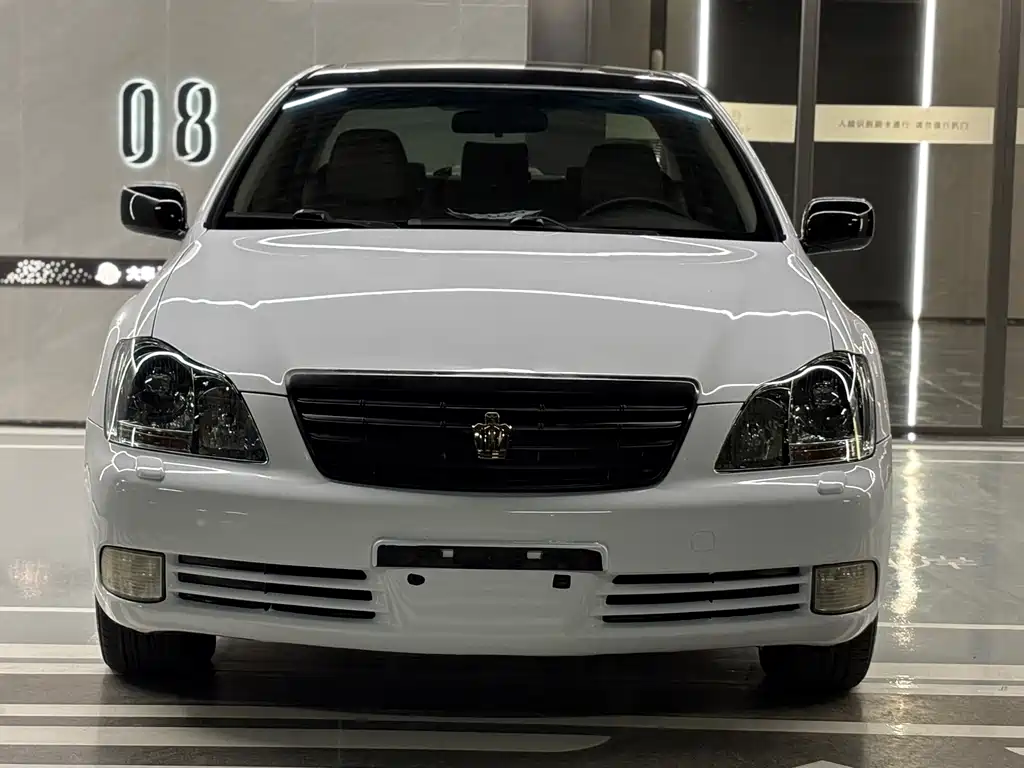Toyota Crown 2009 — фото 2