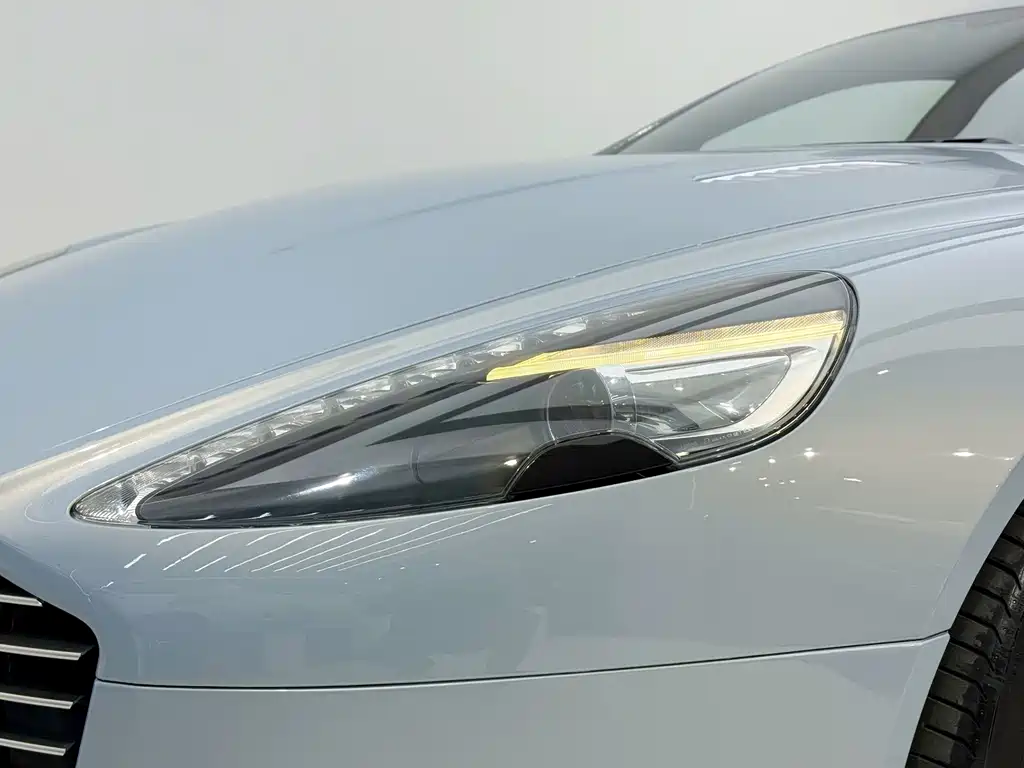 Aston Martin Rapide 2013 — фото 6