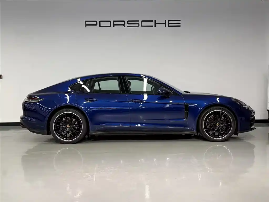 Porsche Panamera 2023 — фото 4