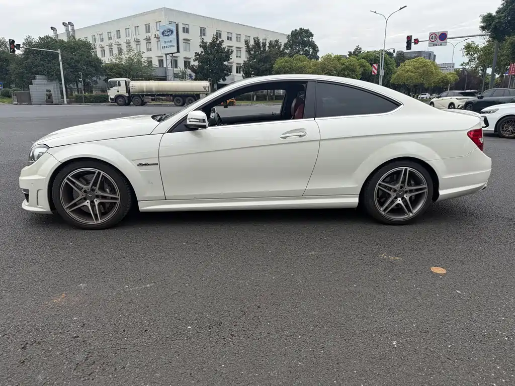 Mercedes-Benz C-Class AMG 2015 — фото 4