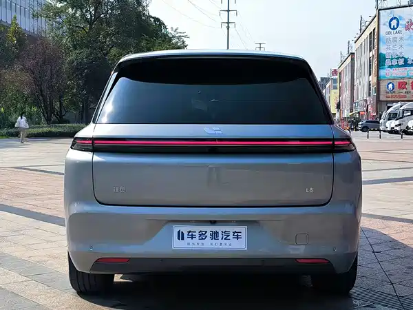 Li Auto L8 2023