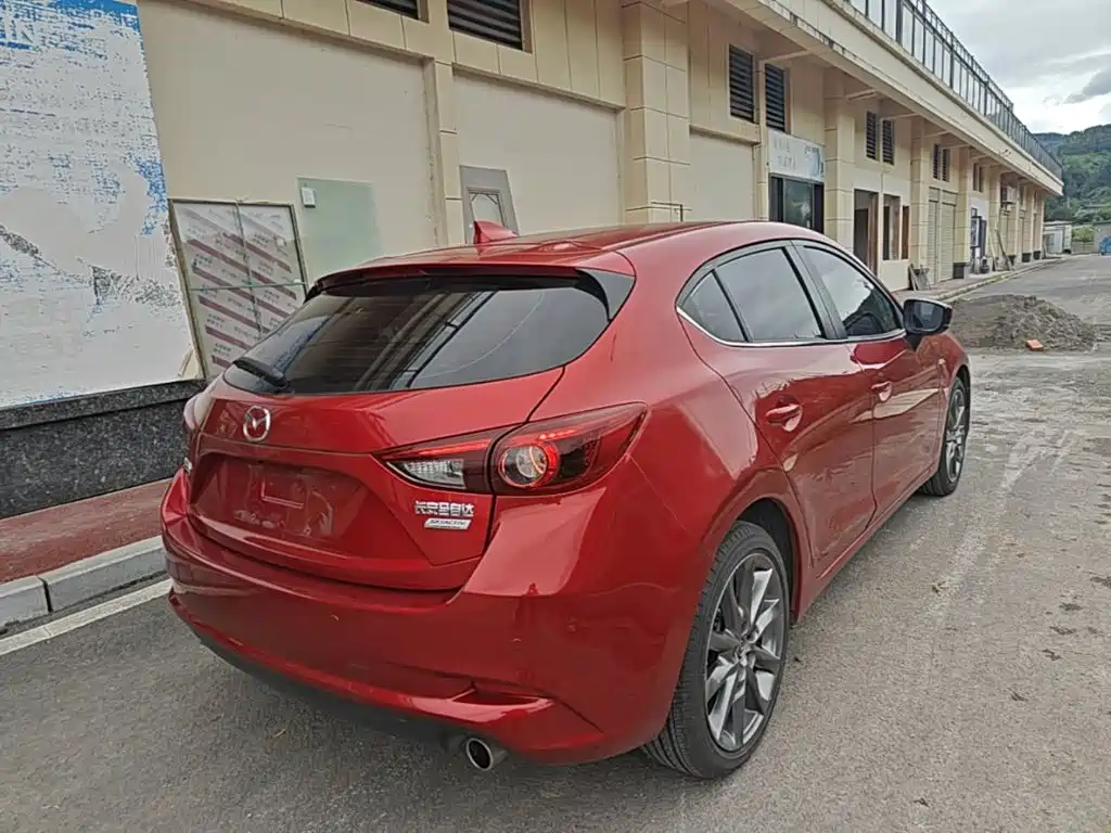 Mazda 3 Axela 2018