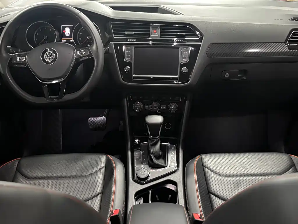 Volkswagen Tiguan L 2019 — фото 15