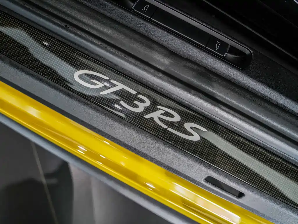 Porsche 911 2019 — фото 18
