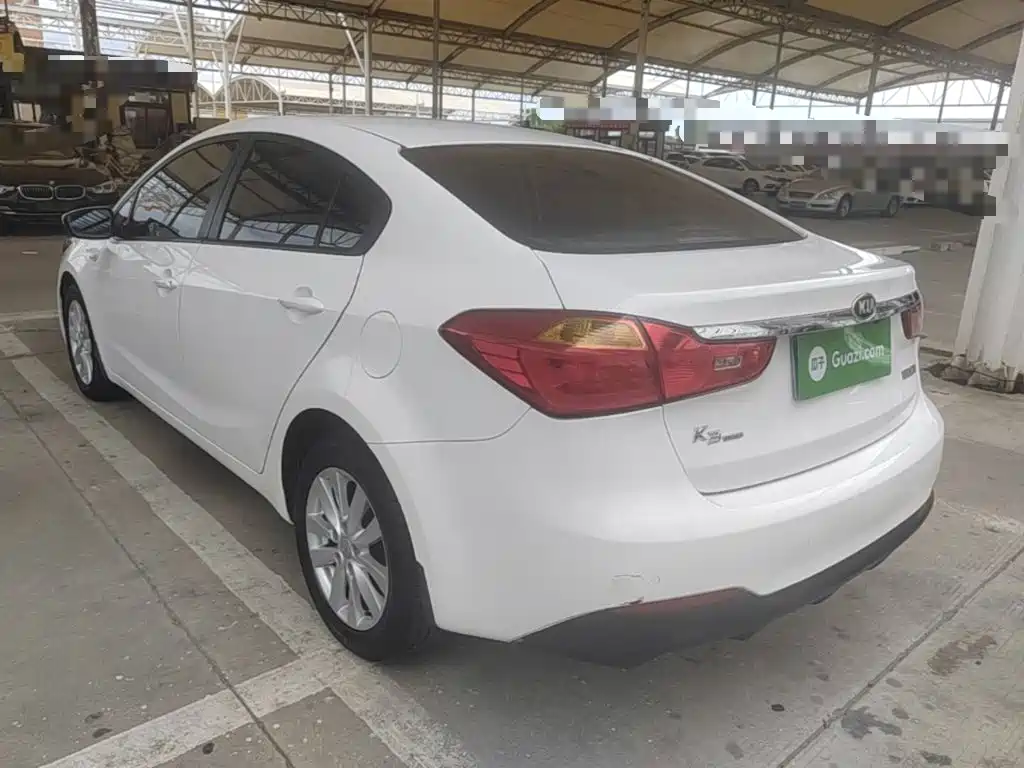Kia K3 2015