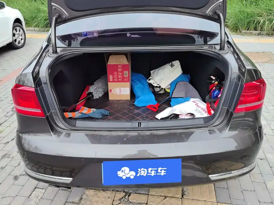 Volkswagen Magotan 2015