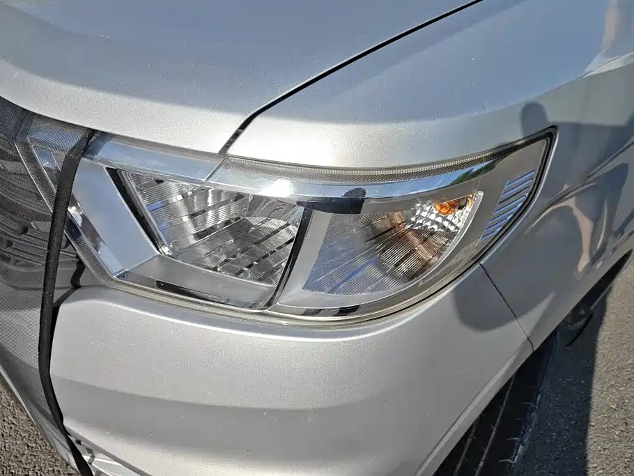 Wuling Hongguang V 2021