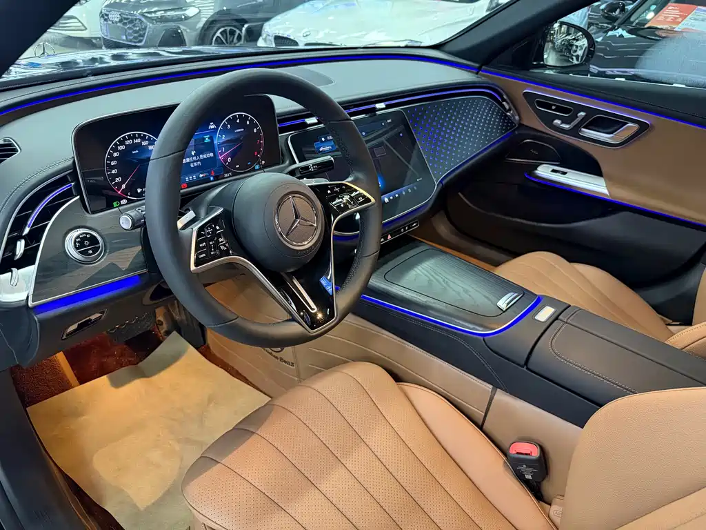 Mercedes-Benz E-Class 2024