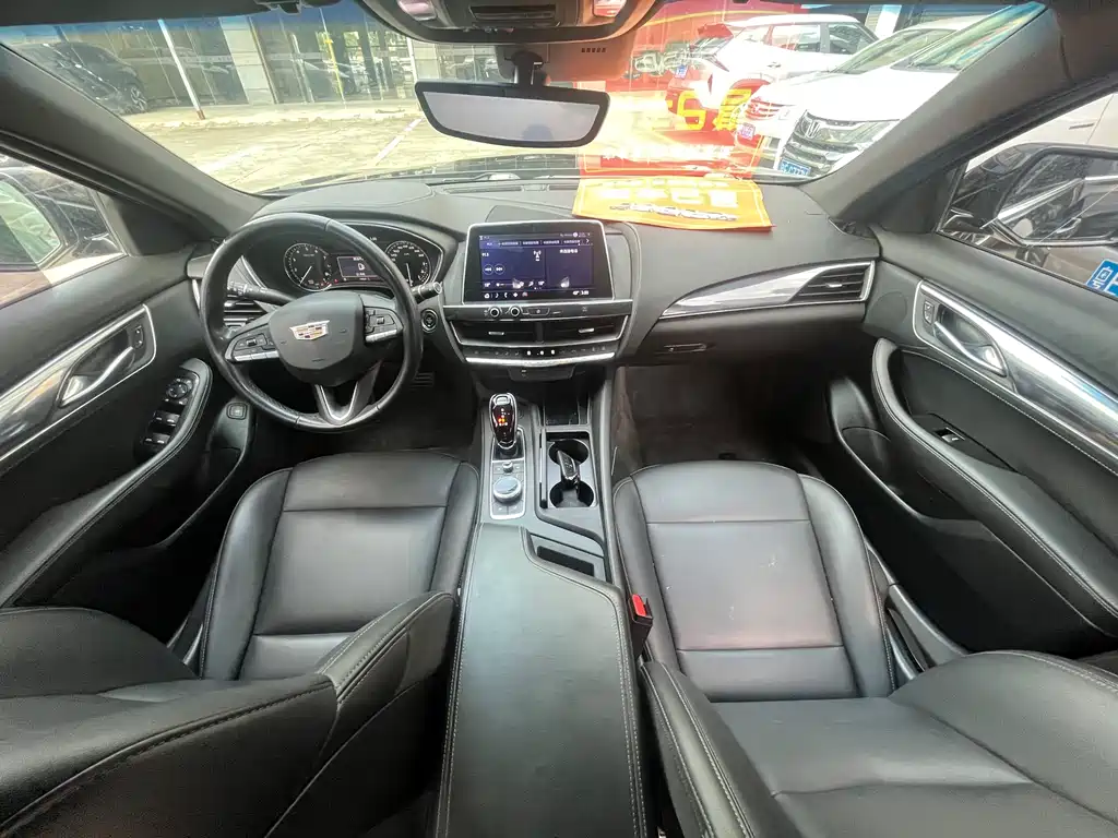Cadillac CT5 2020 — фото 11