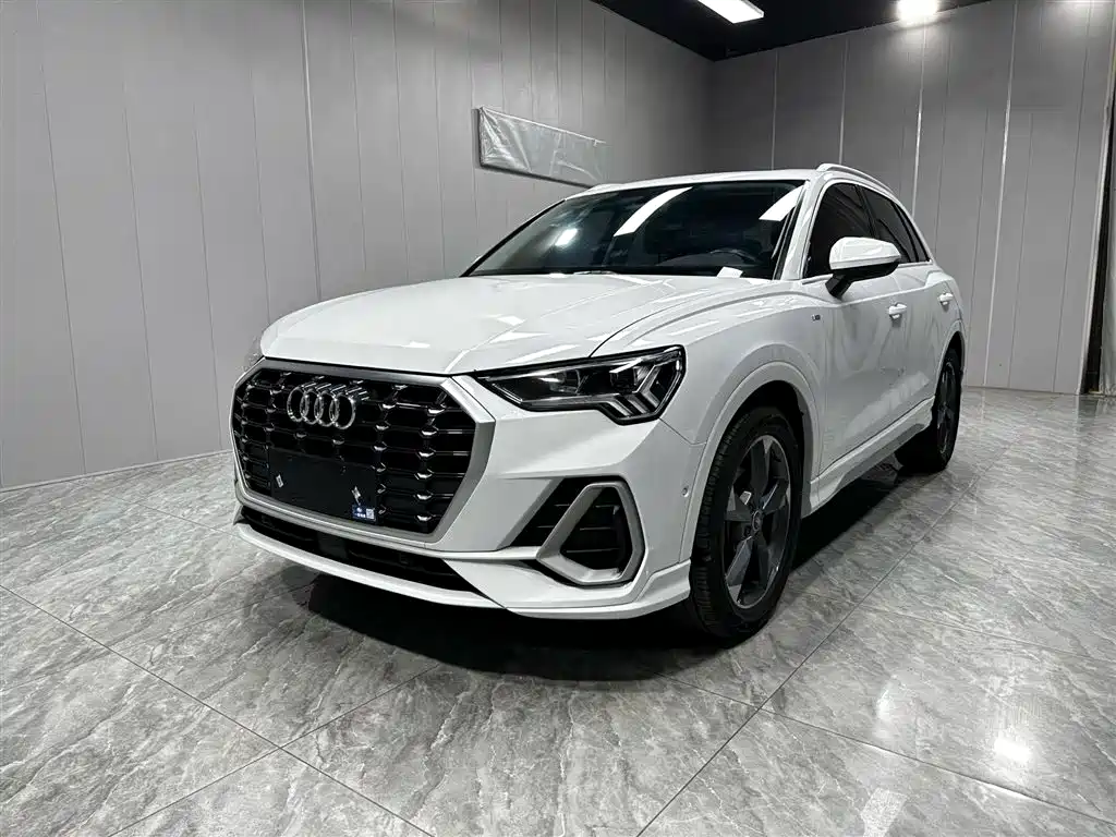 Audi Q3 2022