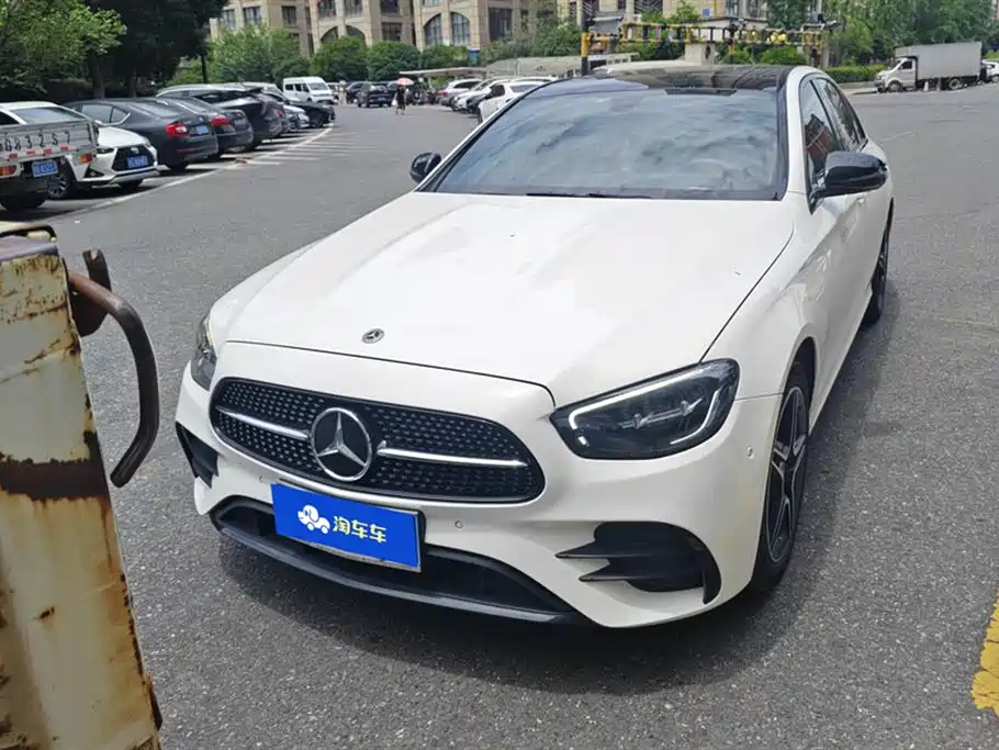 Mercedes-Benz E-Class 2021