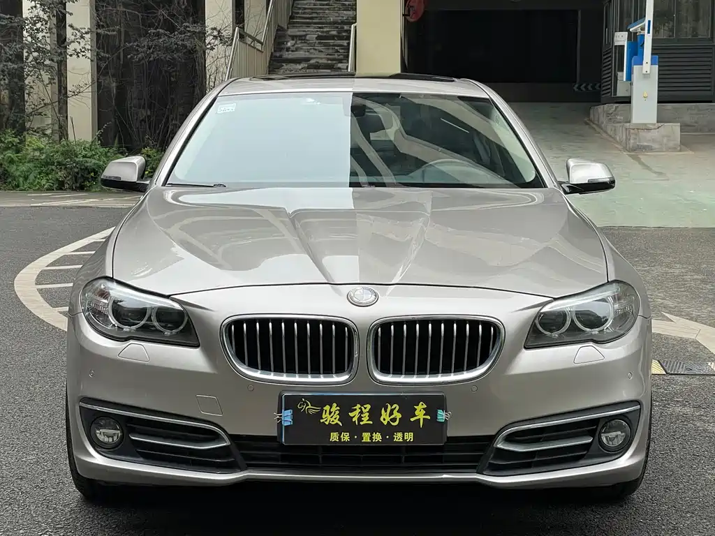 BMW 5 Series 2015 — фото 2