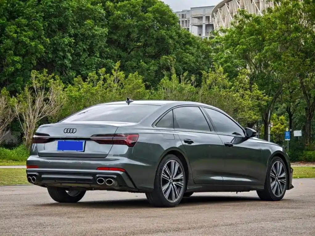 Audi A6L 2020