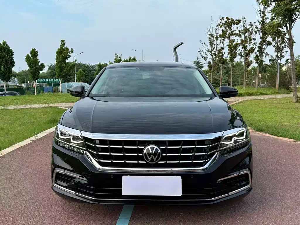 Volkswagen Passat 2021 — фото 2