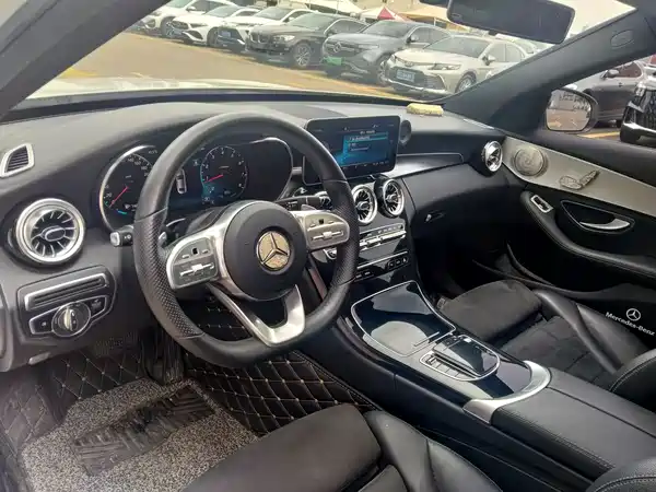 Mercedes-Benz C-Class 2020