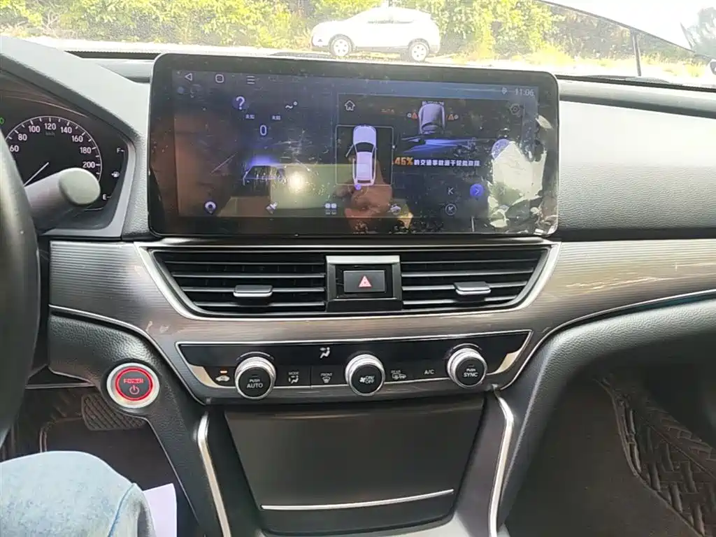 Honda Accord 2020 — фото 13