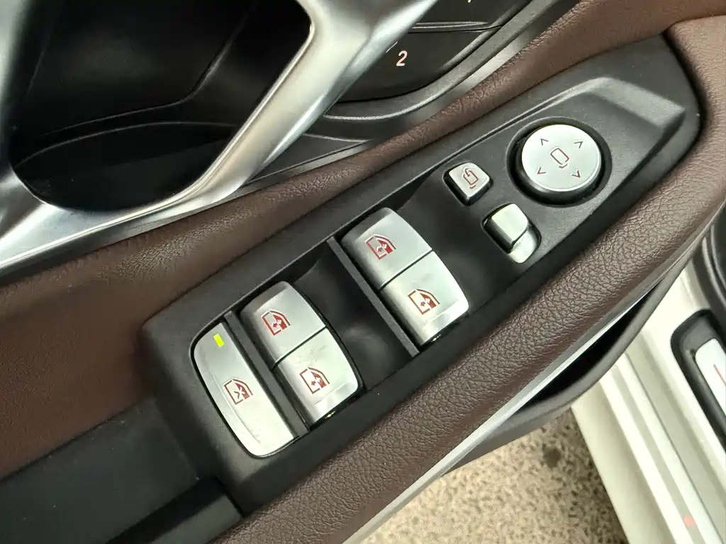 BMW 3 Series 2020 — фото 13