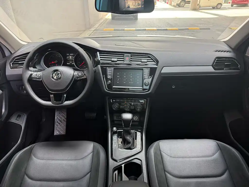 Volkswagen Tiguan L 2018