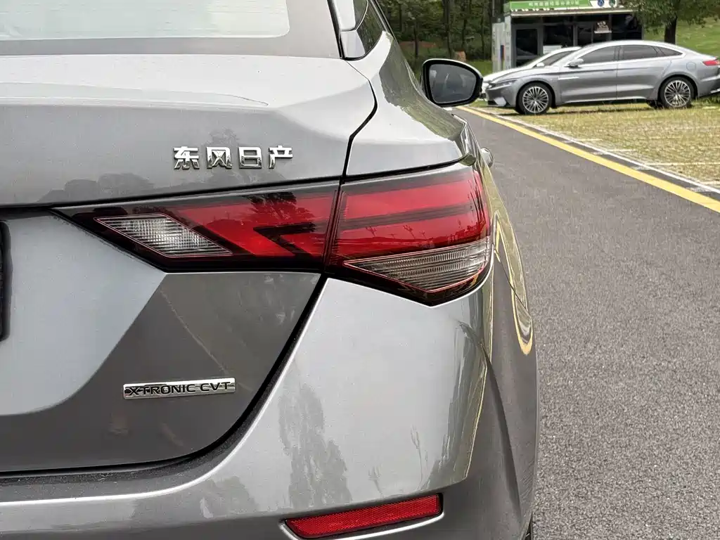 Nissan Sylphy 2020 — фото 15