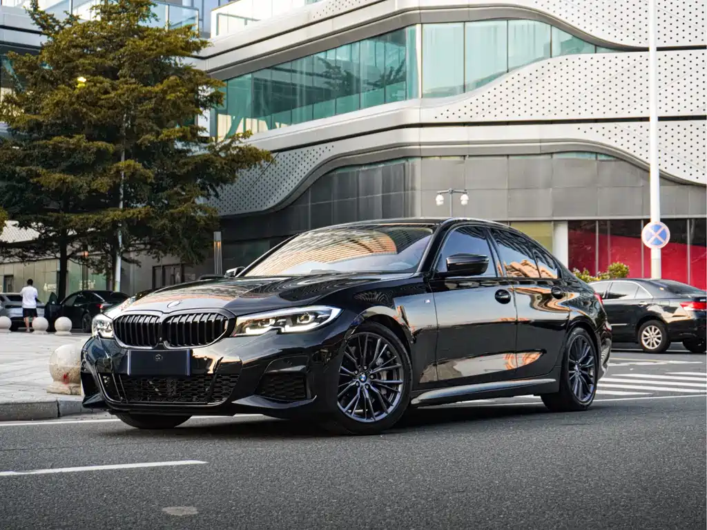 BMW 3 Series 2021