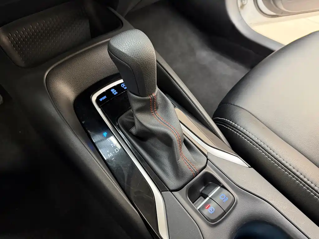 Toyota Corolla 2022 — фото 14