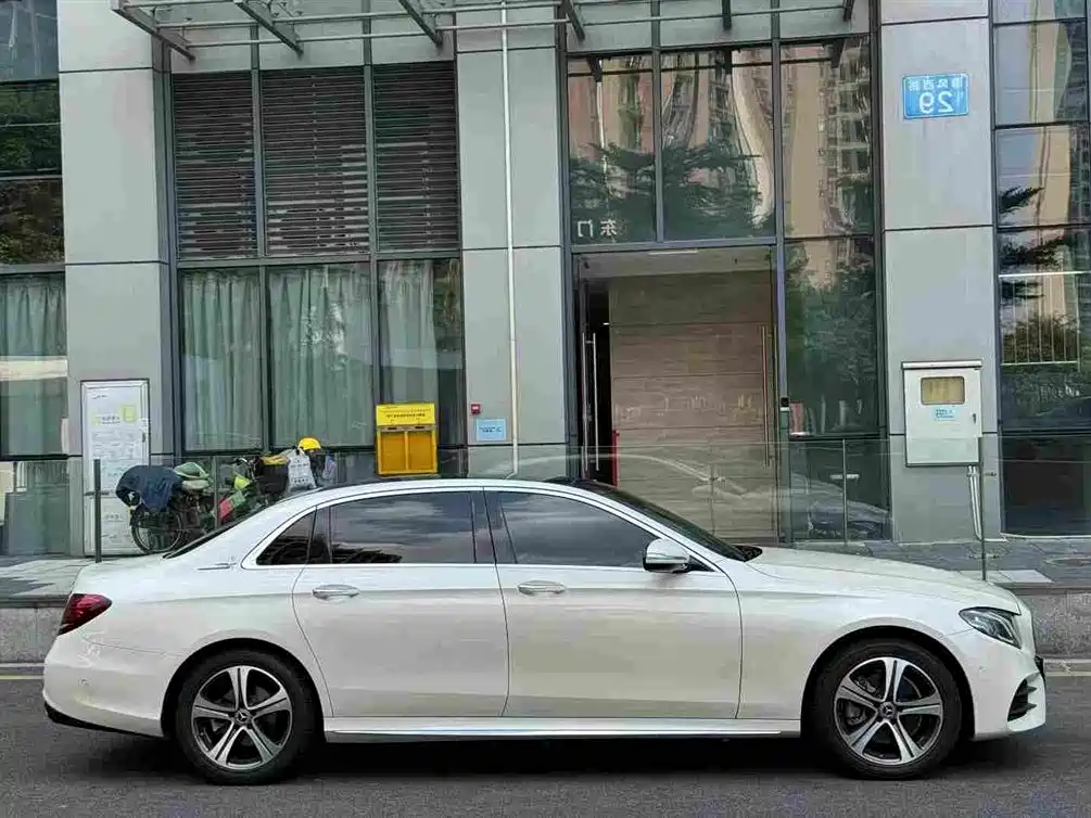 Mercedes-Benz E-Class 2020