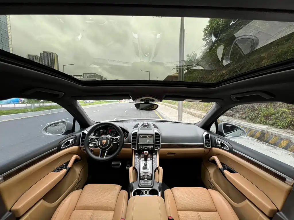 Porsche Cayenne 2015 — фото 20