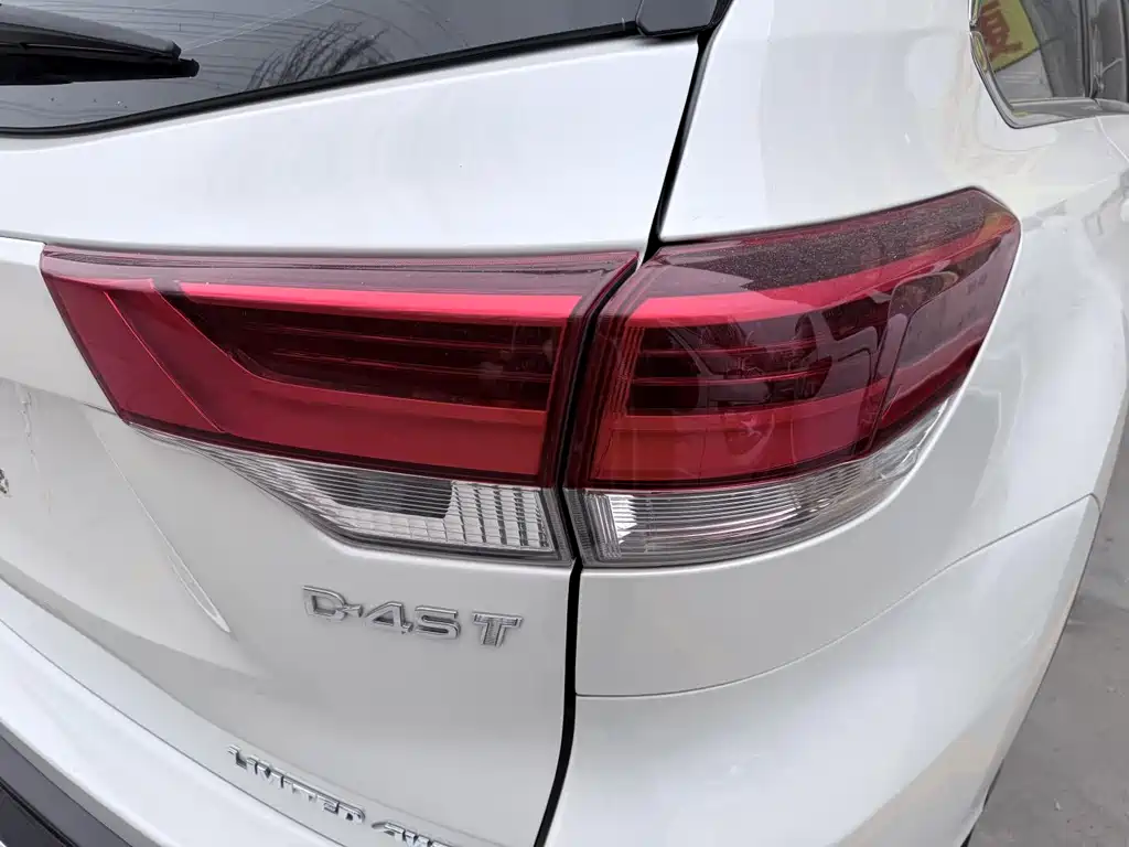 Toyota Highlander 2018 — фото 19