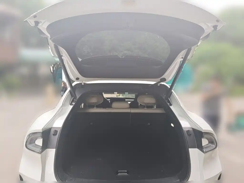 Xiaomi YU7 2025 — фото 10