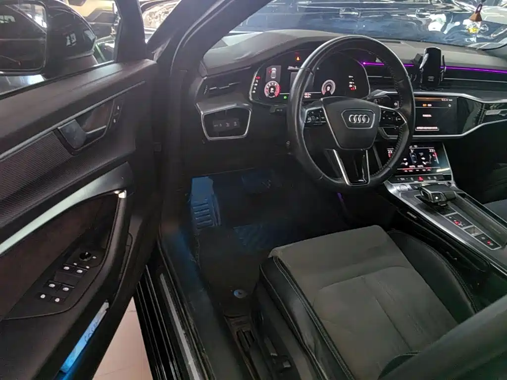 Audi A6L 2019 — фото 16