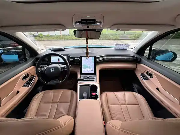NIO ES8 2020