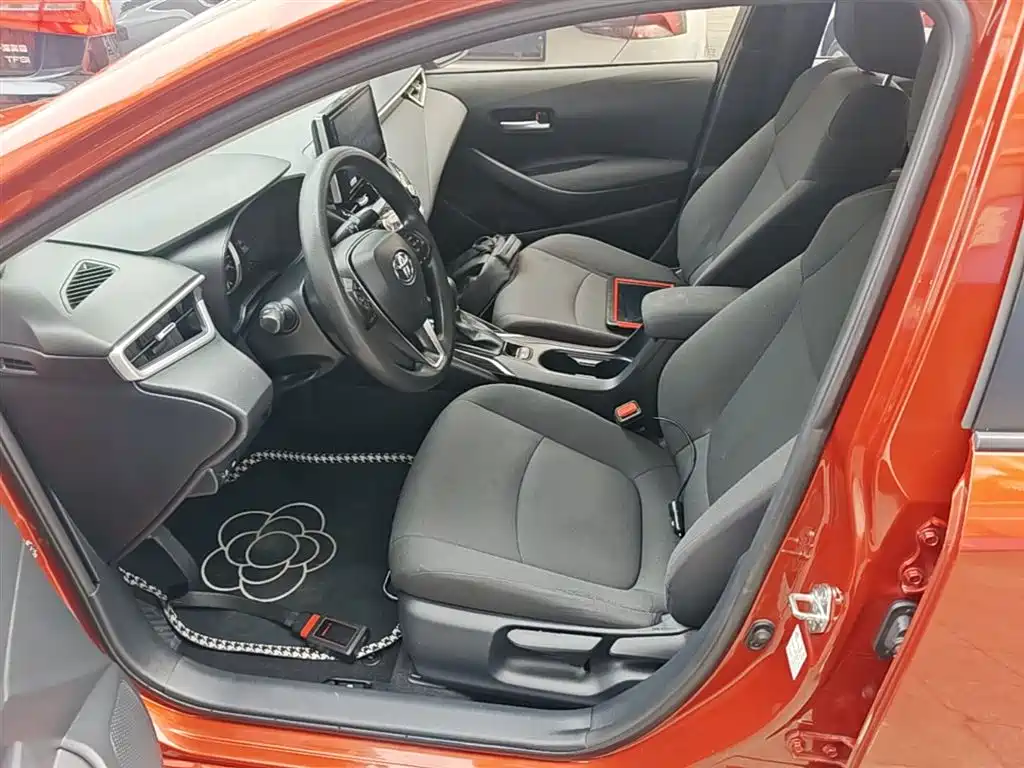 Toyota Corolla 2019 — фото 15