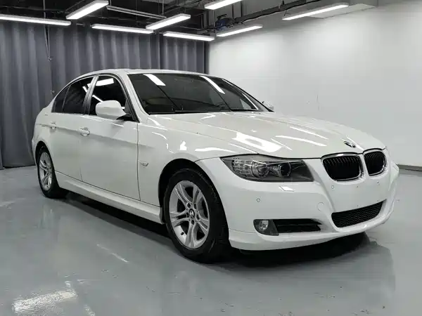 BMW 3 Series 2010