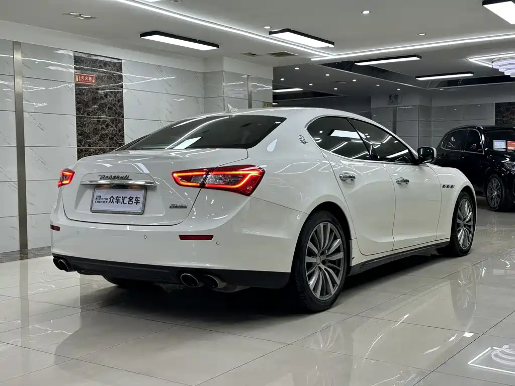 Maserati Ghibli 2016 — фото 4