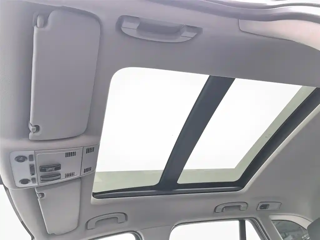 BMW X1 2016 — фото 14